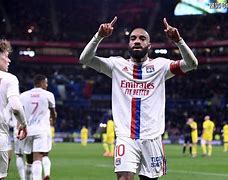 纳斯尔领衔里昂,迎战南特展开激烈角逐的简单介绍 纳斯尔领衔里昂,迎战南特展开激烈角逐的简单介绍