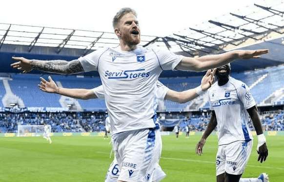 关于斯特拉斯堡主场战平蒙彼利埃，保持不败的信息