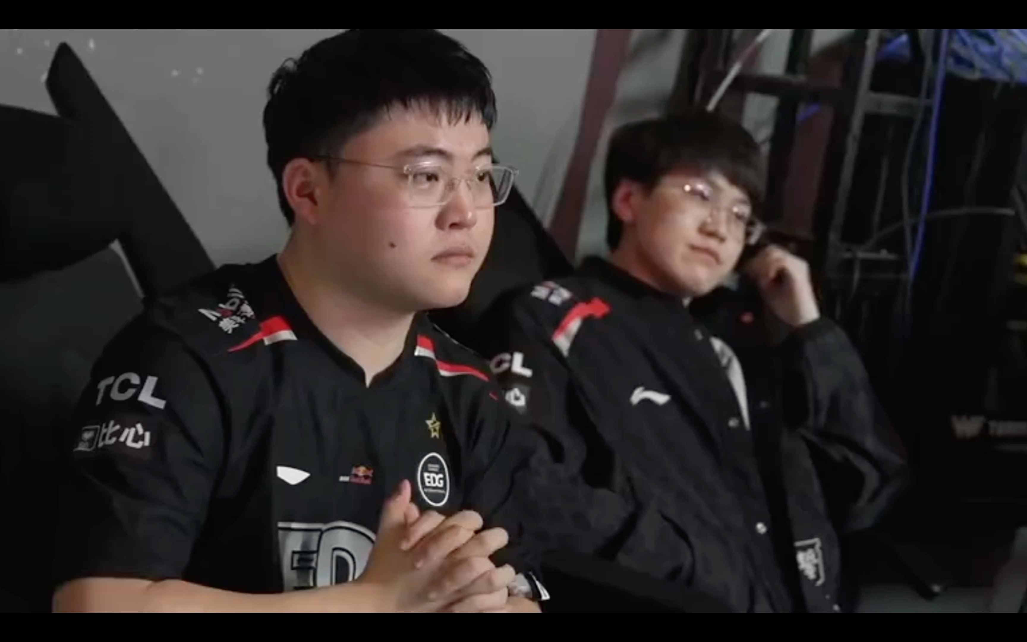 Uzi迎来十五赛季高光表现，切尔西球迷沸腾！