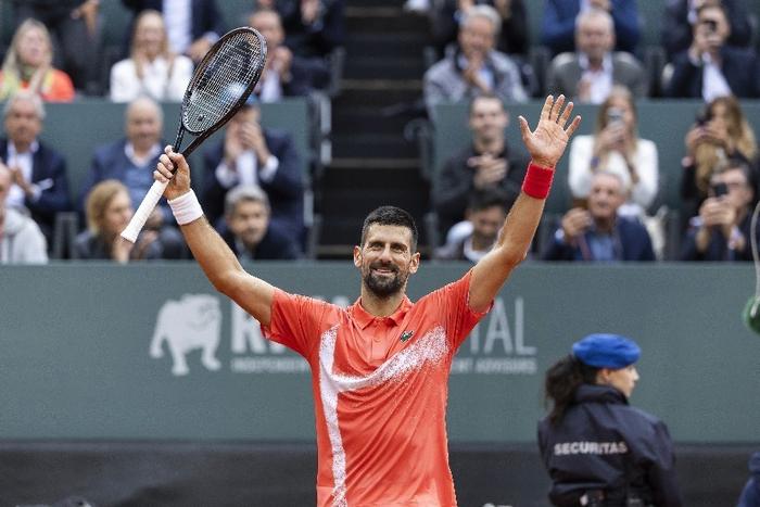 德约科维奇在IG比赛中逆转，连败引发热议！