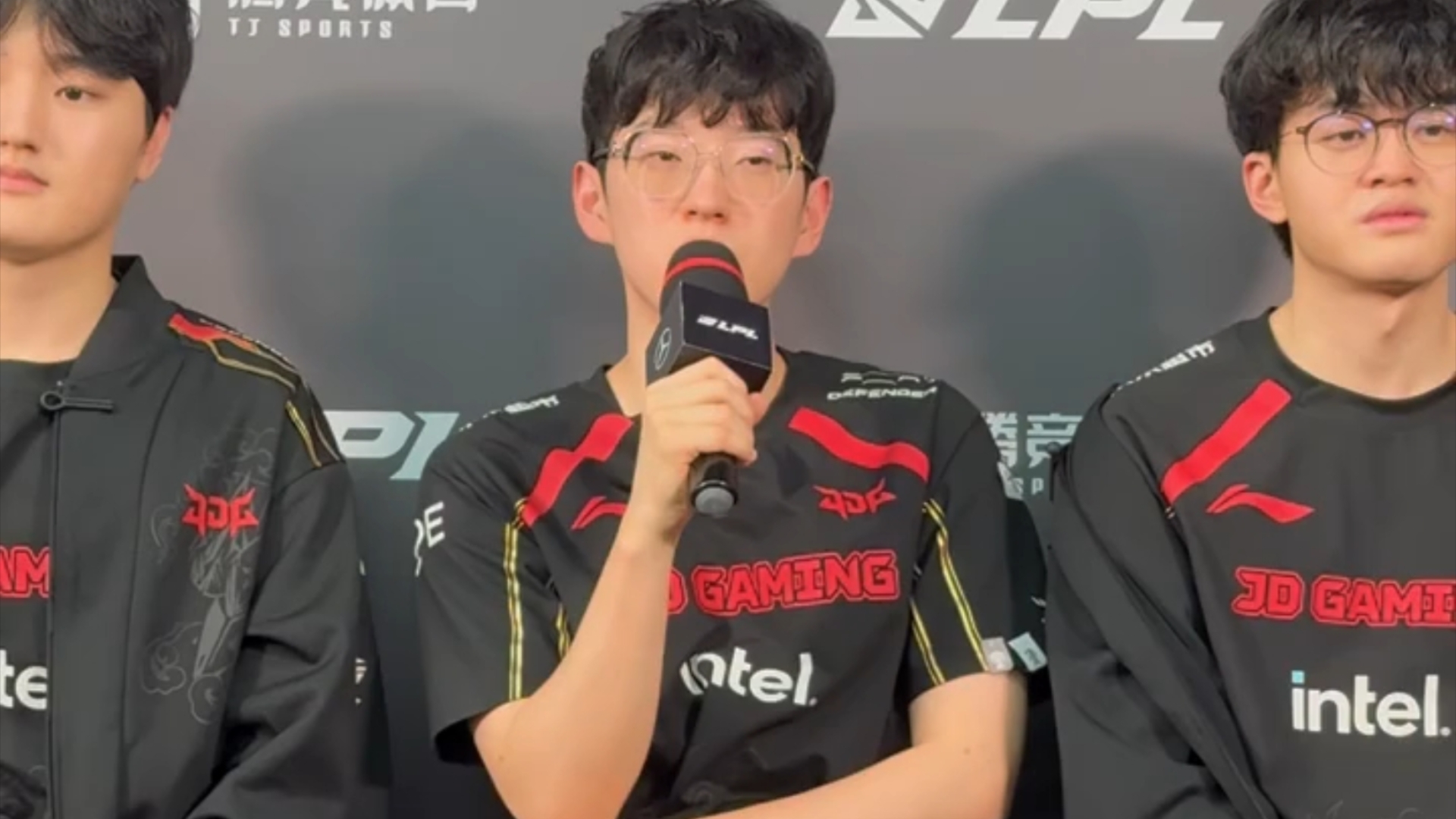 Scout赛事官方发布赛况扑朔迷离新规，DWG争议不断！